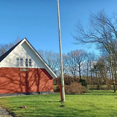 Komfortabel Feriegard Naer