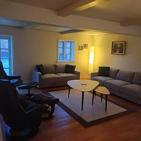 Komfortabel Feriegard Naer Varde